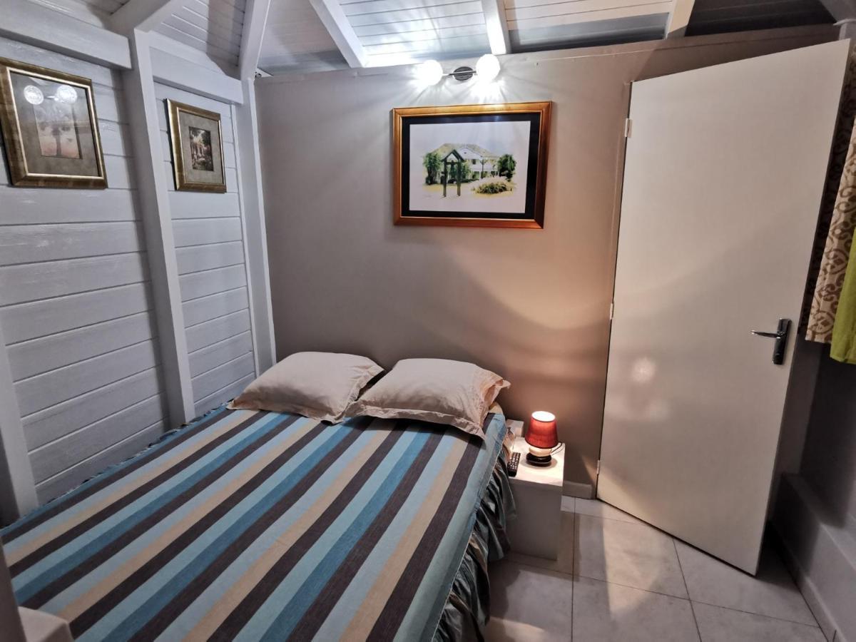 La Suite Odile Piscine Le Lamentin Luaran gambar