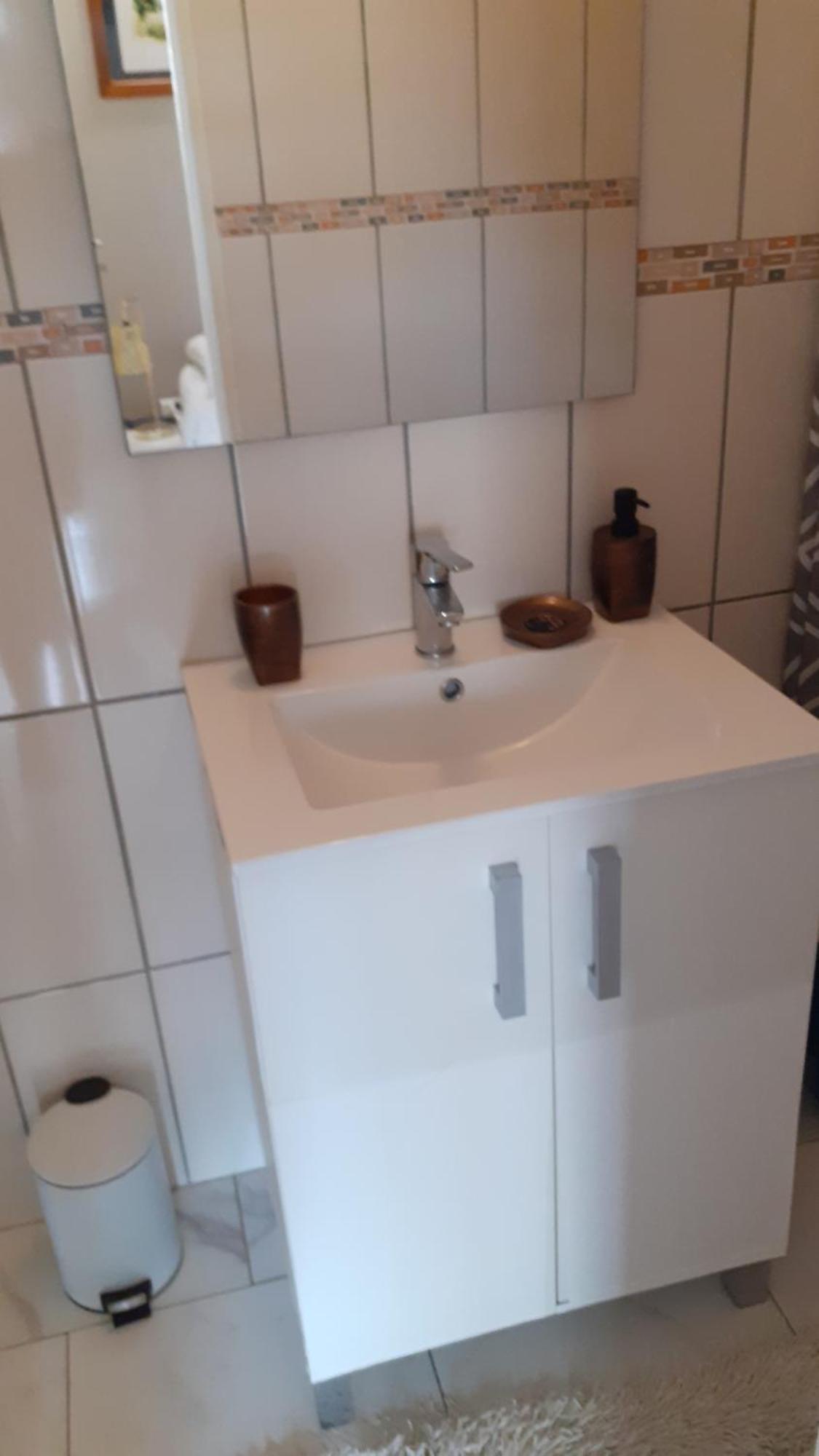 La Suite Odile Piscine Le Lamentin Bilik gambar